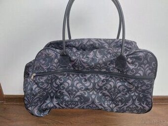 Nová cestovní taška na kolečkách :)