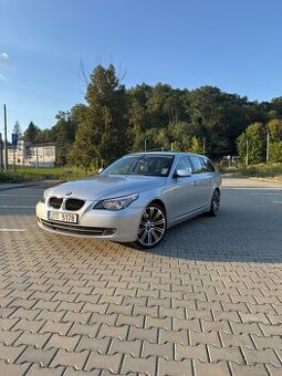 BMW 520i Touring E61, 2.0 benzín, 2008