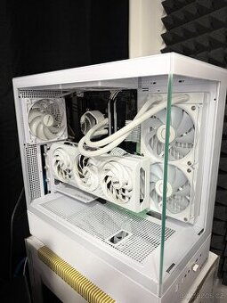 Herní PC - Ryzen 7 5800XT & RX 7800 XT