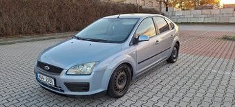 Ford Focus mk2 1.8i 92kW, r.2007,El.Vyhrev,Klima