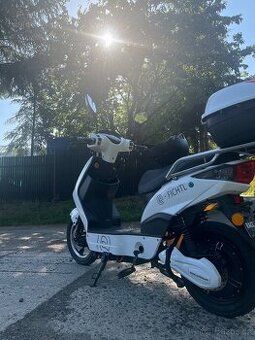 Elektroskutr bez ŘP, E-fichtl