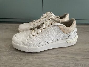 Kožené tenisky Geox, vel. 38