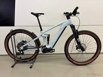 Cube Stereo Hybrid ONE44 EX 800 kola 29" vel.M