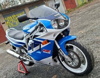 Suzuki GSXR 750M 1991