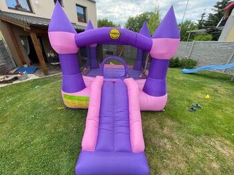 Skákací hrad - střední klasik - 1