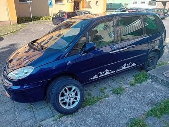 Peugeot 807. Motor 2.0 l 103KW LPG