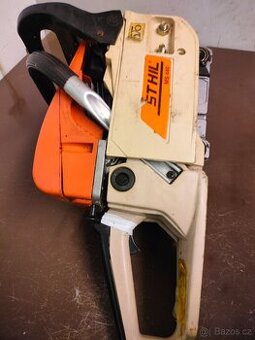 Prodám čínskou motorovou pilu 700 kč