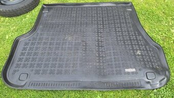 Gumová vana Ford Mondeo MK3