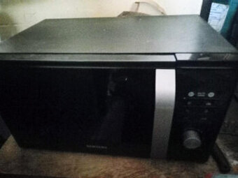 Mikrovlnná trouba Samsung s grilem