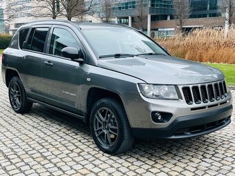 Jeep Compass 2.2D 120KW 4x4 MANUÁL TAŽNÉ UZÁVĚRKA