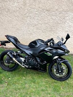 Kawasaki Ninja 500