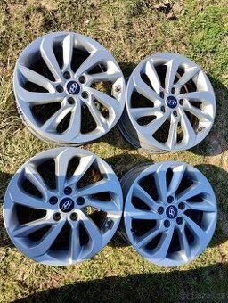 Originál ALU kola Hyundai Tucson R17 + čidla
