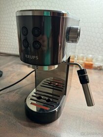 Nový pákový kávovar KRUPS