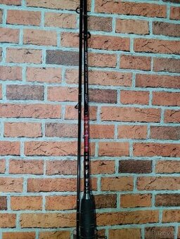 Téměř nový prut SCR light Pilk 240 s navijákem i vlascem