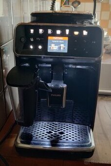 kávovar Philips Series 5400 LatteGo v záruce