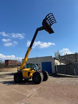 Teleskopický manipulátor nakladač Liebherr 7m 3,6t