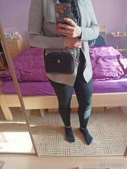 Kabelka Tommy Hilfiger+dárek