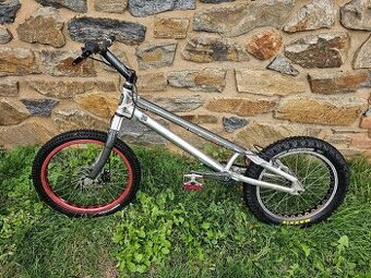 Trialové kolo 20"