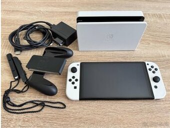 Nintendo Switch OLED komplet + SD karta, obal, hra