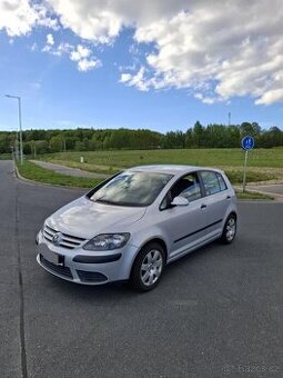 Volkswagen golf 5 plus