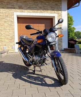Motocykl Yamaha YBR 125