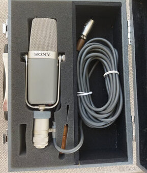 Sony C38B - 1