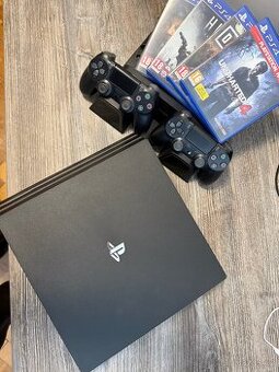 Playstation 4 pro + 4 hry + 2 ovladače + chladicí stojánek