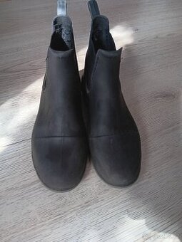 Prodám použité jezdecké boty Decathlon
