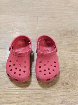 Crocs 20