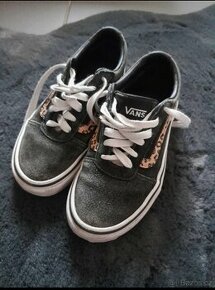 Dívčí tenisky Vans