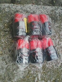 Milwaukee M12 Akumulátory baterie 2 - 3 Ah