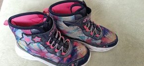 Skechers zimní boty svítící vel.35