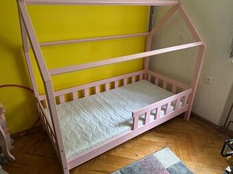 Prodám růžovou dětskou postel domek