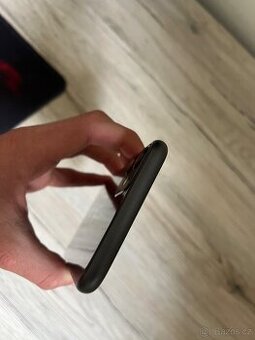 Prodám iPhone 11