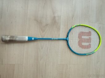 Dětská raketa na badminton Wilson
