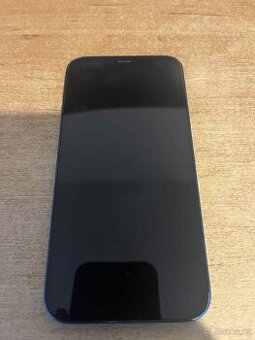 iPhone 12 64GB – skvělý stav, bohaté příslušenství