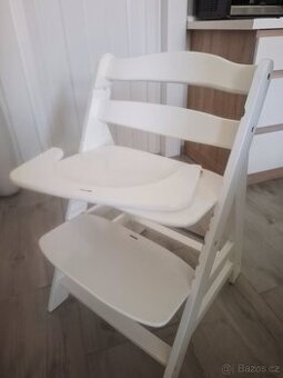 Rostoucí židle