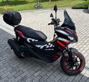 Aprilia SR 125 GT Replica