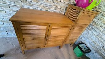 Sestava dřevěného nábytku 3ks