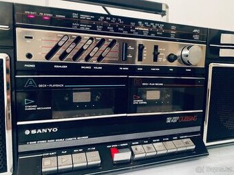 Radiomagnetofon Sanyo MW 211 LO, rok 1988