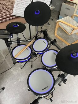 Prodám sestavu elektronických bicí Donner BackBeat top cena