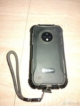 Odolny telefon DOOGEE S35T