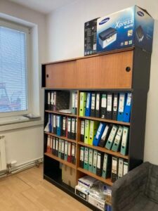 SOUBOR KANCELÁŘSKÉHO VYBAVENÍ