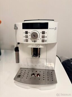 DeLonghi kávovar