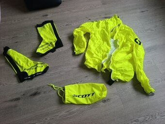bunda Scott, návleky na boty -  nepoužité.