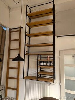 Regál na produkty masiv, kov