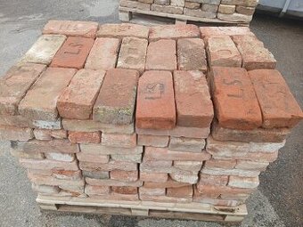 Staré cihly