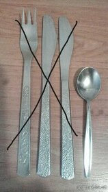 Petro příbor - nerez lžička, tex.návlek na ubrousky