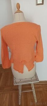 Nový krásný svetřík