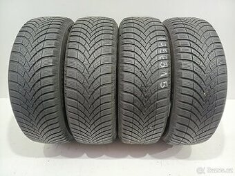 Zimní pneu 195/65/15 Semperit